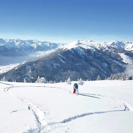펜션 Spacious Holiday In Salzburg With Mountain View *